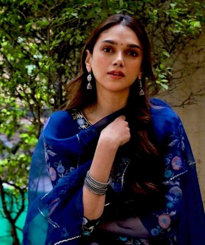 Images Indian Actress Aditi Rao Hydari 8915