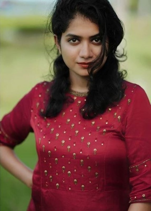 Anarkali Marikar Movie Actress Recent Wallpaper 6230