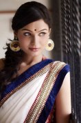 Actress Andrea Jeremiah Recent Albums 980