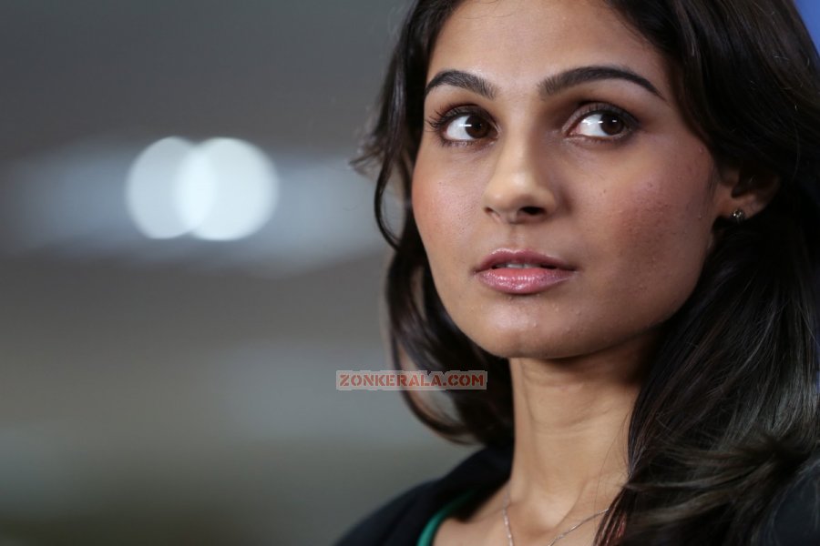 Andrea Jeremiah 2713