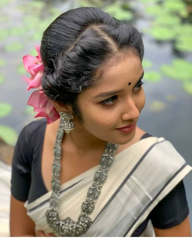 Pic Anikha Surendran South Actress 6619