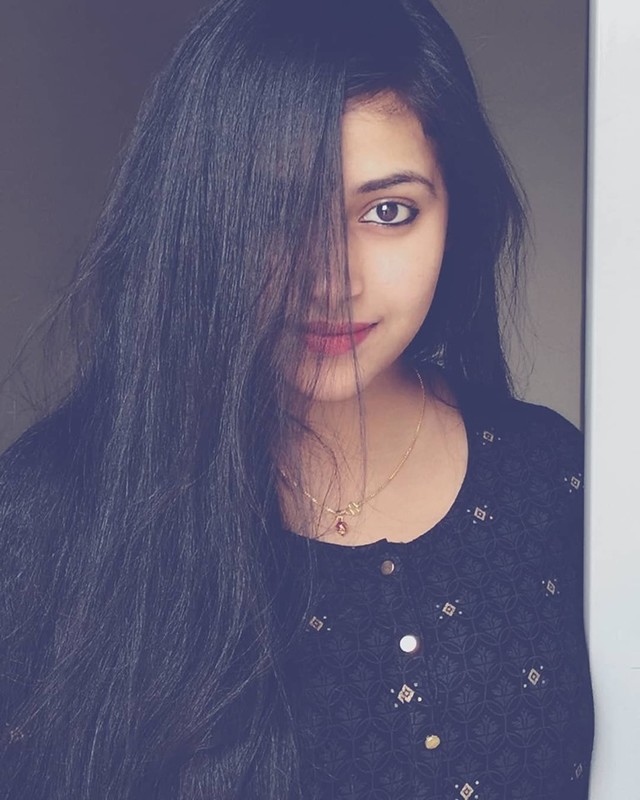 Actress Anu Sithara New Photo