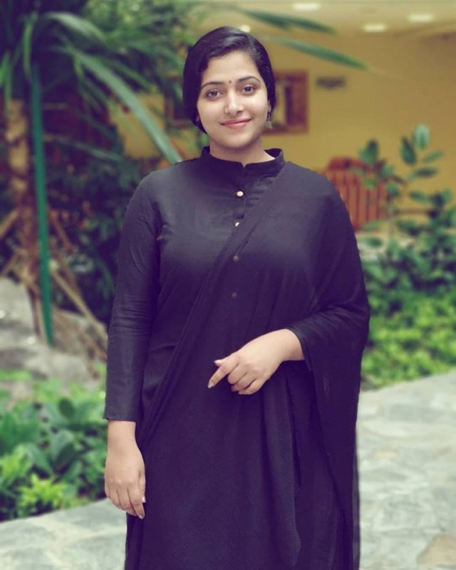 Heroine Anu Sithara New Album 9439