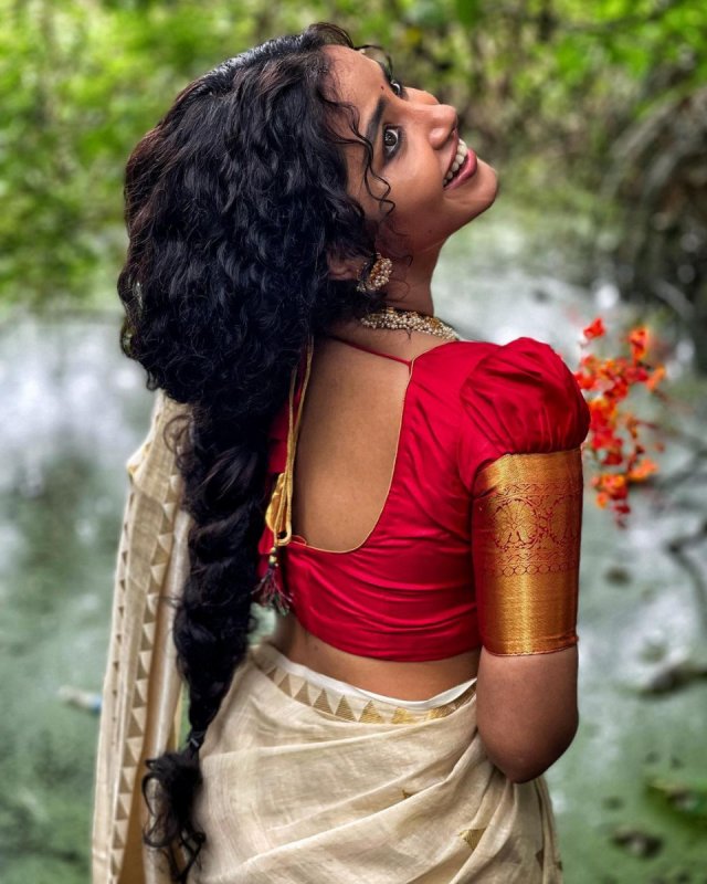 Anupama Parameswaran Actress Photos 293