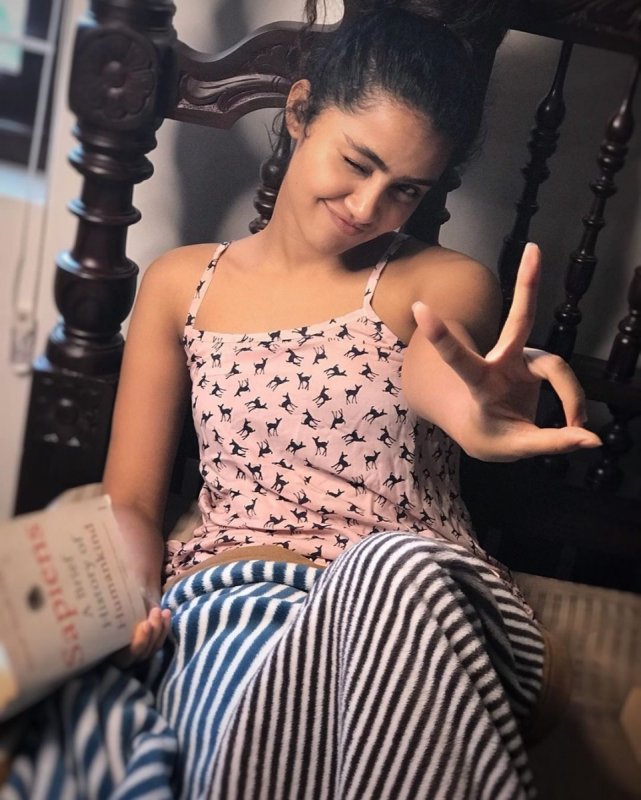 Recent Albums Anupama Parameswaran 6137