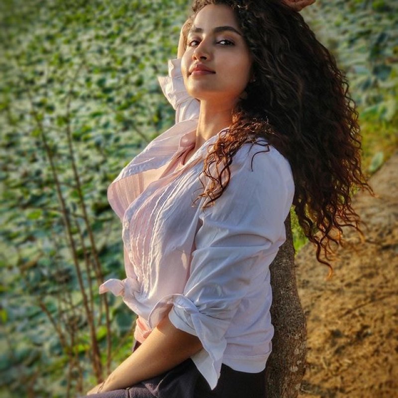 Recent Images Film Actress Anupama Parameswaran 191