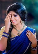 Apr 2020 Wallpapers Aparna Balamurali 5398