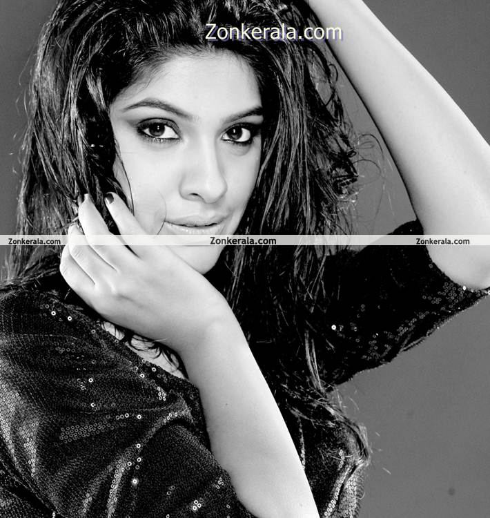 Archana Kavi Photoshoot Still 19