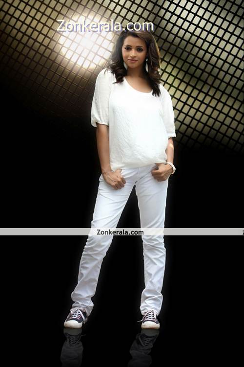 Bhavana New Picture013