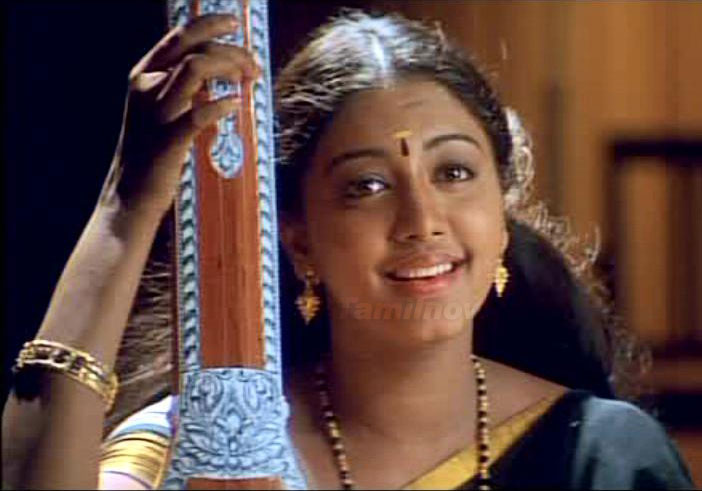 000 - Malayalam Actress Gopika Photos