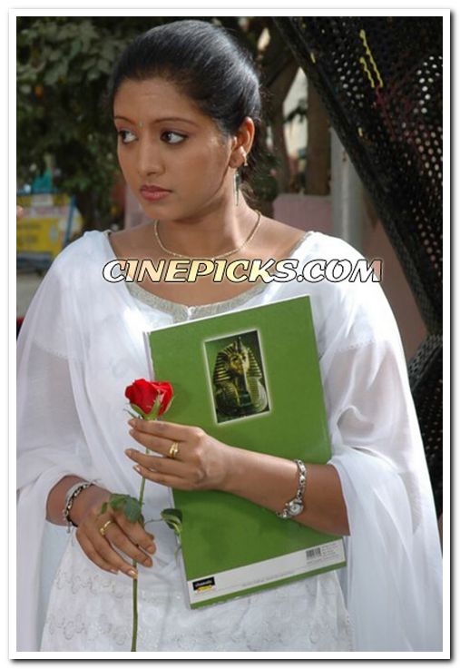 Actress Gopika 1