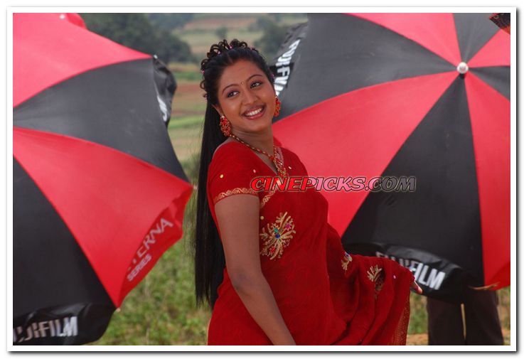 Actress Gopika Photo 1