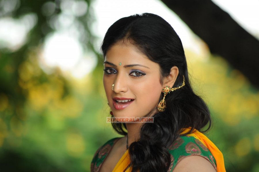 Haripriya Stills 4077