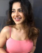 New Wallpaper Film Actress Iswarya Menon 4779