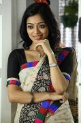 Actress Janani Iyer 4615