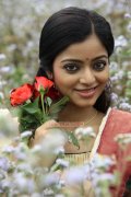 Actress Janani Iyer 9156