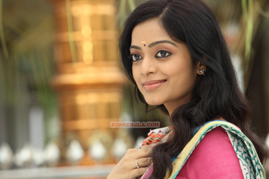 Malayalam Actress Janani Iyer Photos 1138