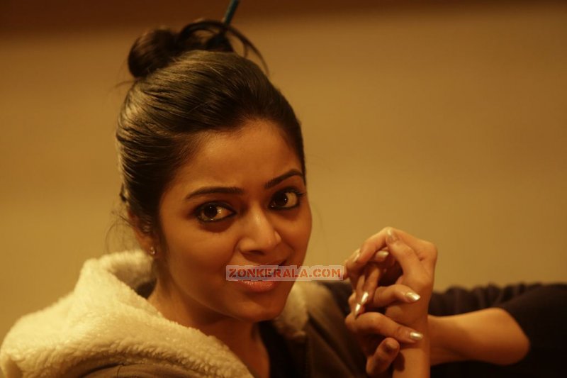 South Actress Janani Iyer 2015 Still 9459