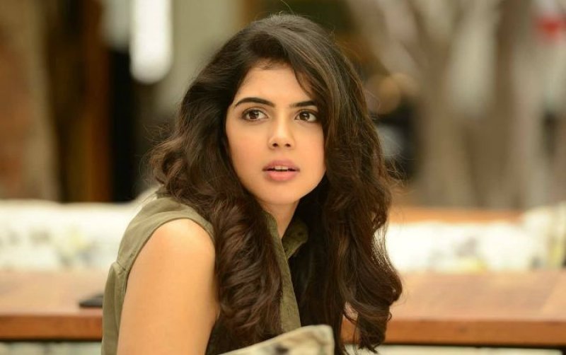 2019 Wallpaper Heroine Kalyani Priyadarshan 5322