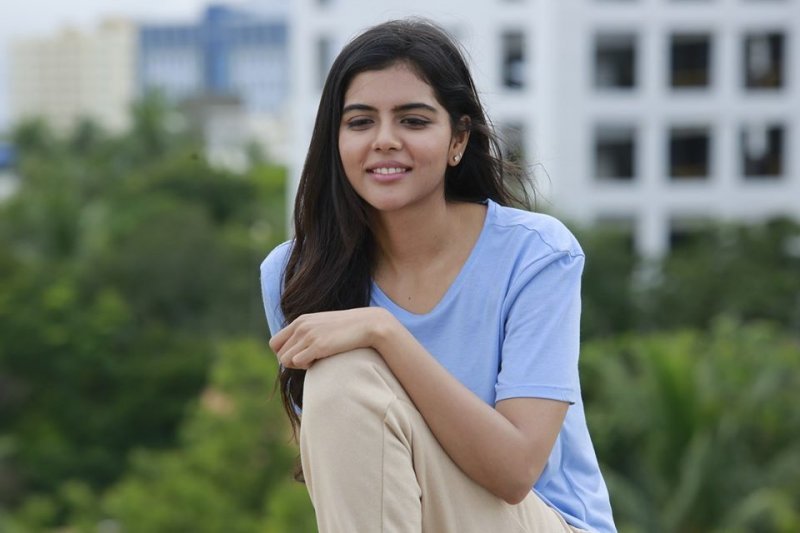 Feb 2020 Wallpapers Heroine Kalyani Priyadarshan 2417