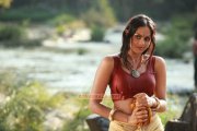 Actress Karthika Nair 8178