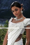 Karthika Nair Pics 6