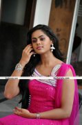 Karthika Nair Stills 6