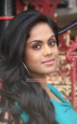 New Pics Karthika Nair Heroine 4490