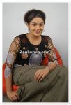 Actress Karthika Photo 3