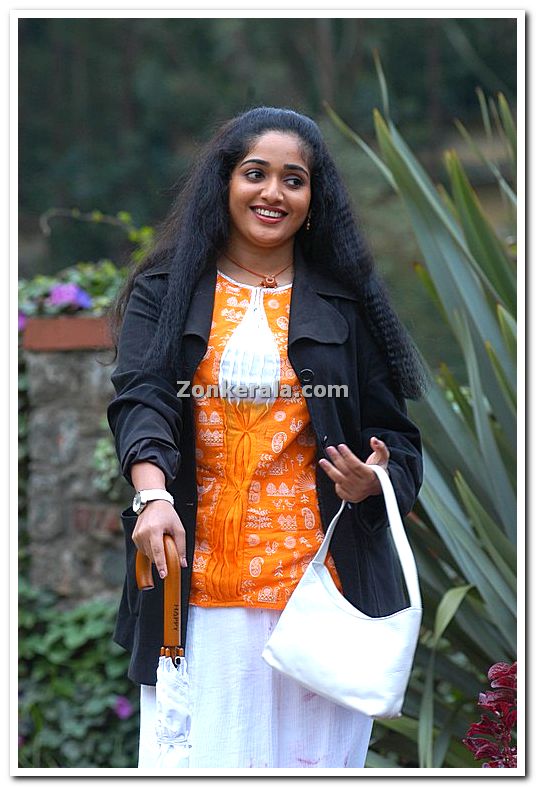 Film Actress Kavya Madhavan 27