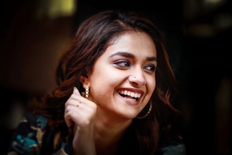 New Photos Malayalam Actress Keerthi Suresh 8396