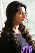 Malayalam Actress Meera Jasmine Stills 8759