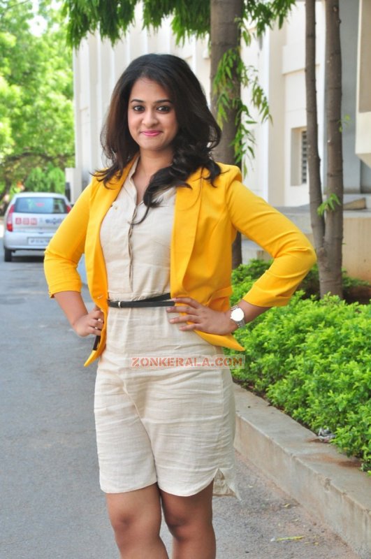 Cinema Actress Nanditha New Pic 3182