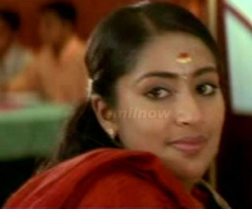 Navya Nair 0012