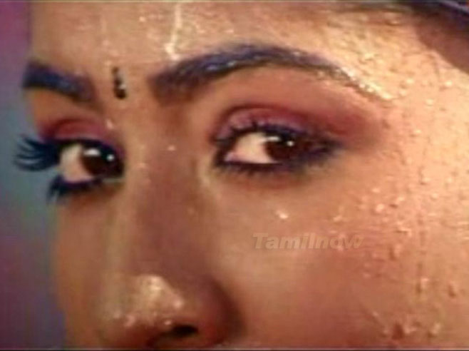 Navya Nair 005