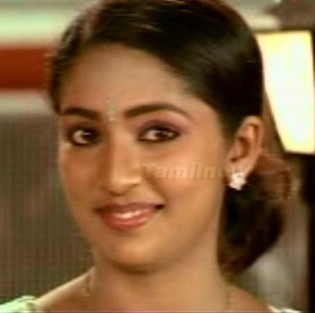 Navya Nair Photo 1