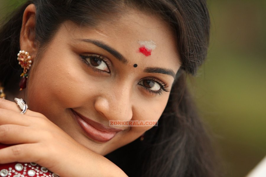 Navya Nair 8354