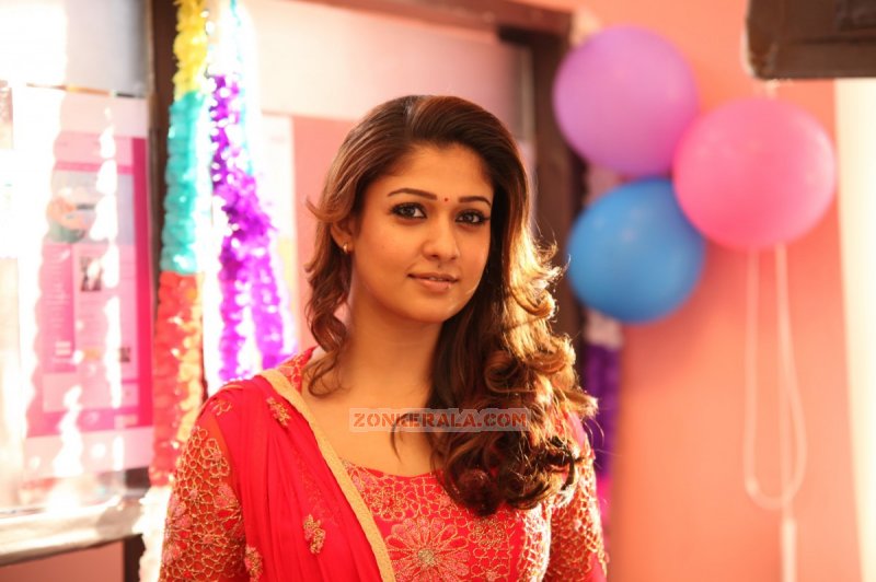 2016 Still Nayanthara Heroine 1515