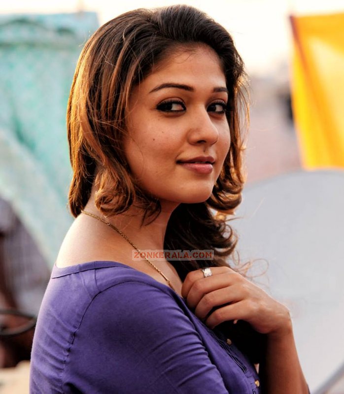 Gallery Malayalam Movie Actress Nayanthara 1606