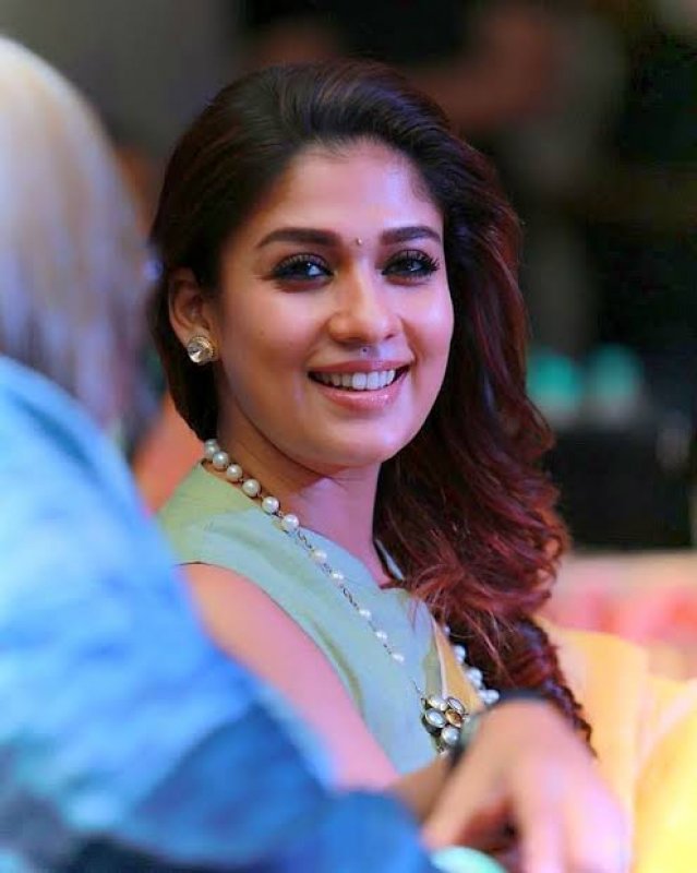 Nayanthara Heroine New Stills 1123