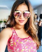 Heroine Nazriya Nazim Wallpapers 6125