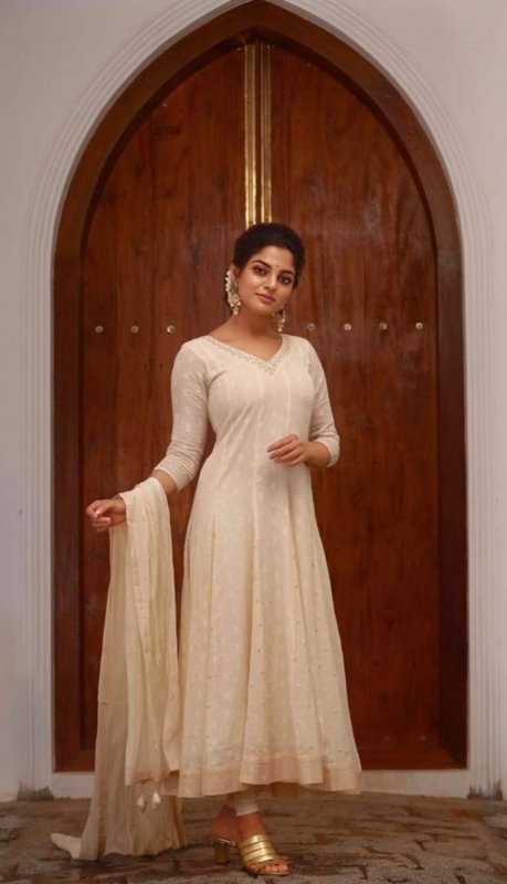 Album Film Actress Nikhila Vimal 6409