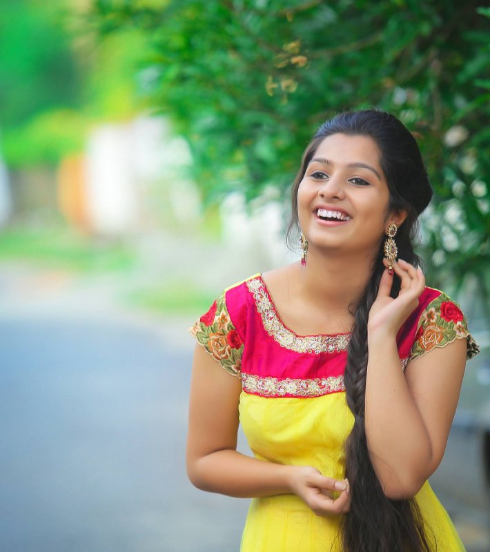 Wallpaper Actress Niranjana Anoop 9137