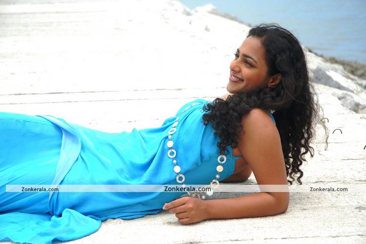 Nithya Menon Beach Photos 15