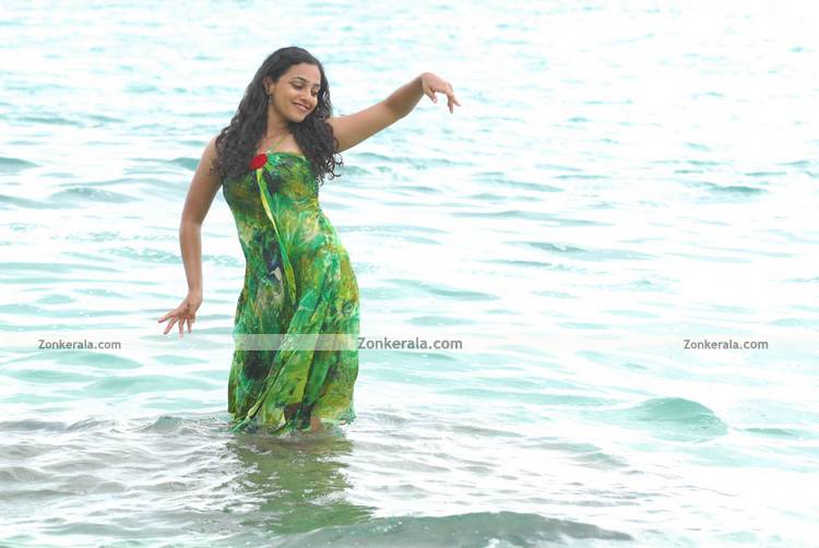 Nithya Menon Hot Pics 2