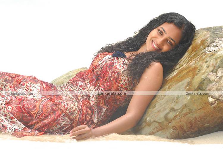 Nithya Menon Pics 1