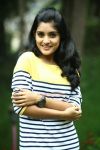 Actress Niveditha Thomas 9093