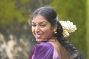 Padmapriya Picture13