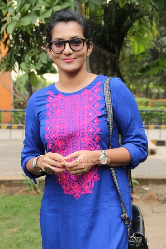 Latest Album Parvathy Thiruvoth Indian Actress 5117