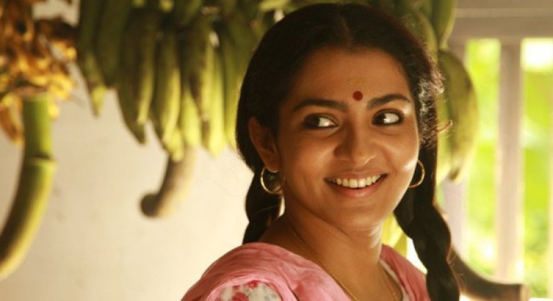 Latest Galleries Actress Parvathy Thiruvoth 2118